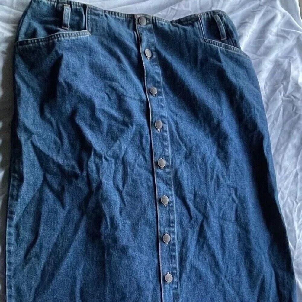 Vintage Bill Blass Women’s Below The Knee  Denim Blue Button Jean Skirt Sz 16